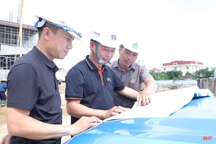 Công ty CP Xây dựng Tân Hải Sơn linh hoạt các giải pháp, đẩy nhanh tiến độ thi công dự án xây dựng Bảo tàng Hà Tĩnh.