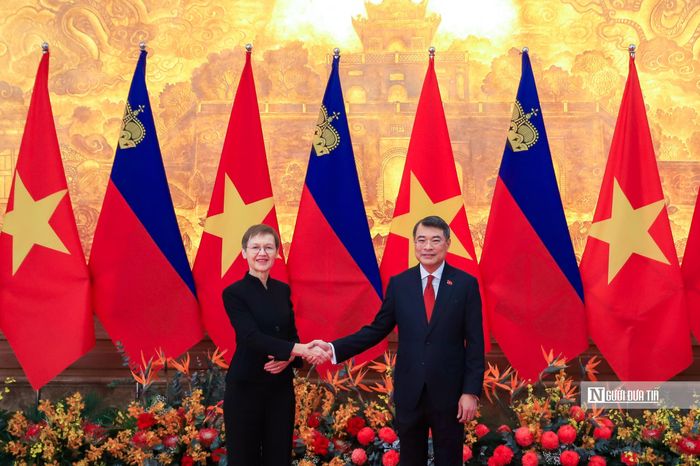 Cũng theo Đại sứ, chuyến thăm lần này cũng có thể mở ra hướng hợp tác mới, trong đó doanh nghiệp Liechtenstein kết nối với các doanh nghiệp Việt Nam trong công nghiệp công nghệ cao, cơ khí chính xác, tự động hóa, chuyển đổi số và đổi mới sáng tạo.