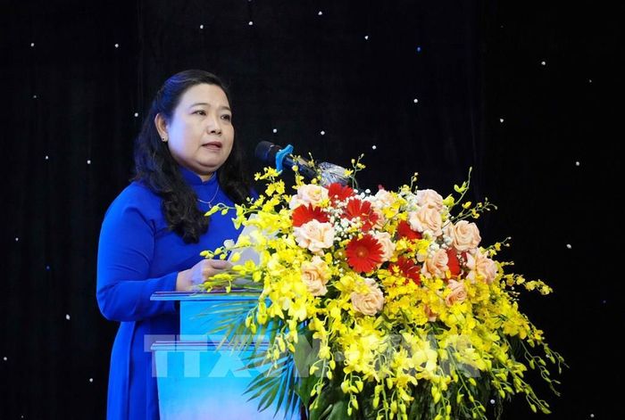 Bà Hồ Thị Cẩm Đào, Phó Bí thư Thành ủy, Chủ tịch Ủy ban MTTQ Việt Nam thành phố Cần Thơ phát biểu chỉ đạo Đại hội. Ảnh: Thanh Liêm - TTXVN