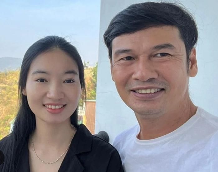 Tiết Cương và vợ Ngọc Thưởng.