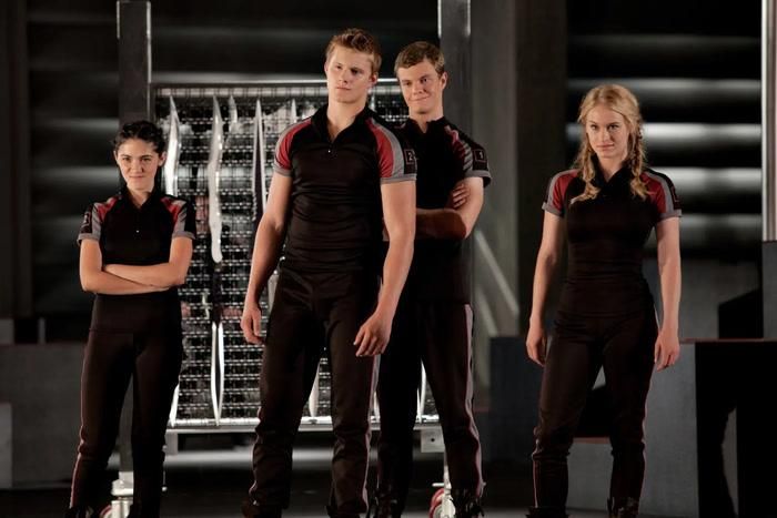 Leven Rambin được khán giả biết đến qua vai Glimmer trong phần phim đầu tiên của The Hunger Games.