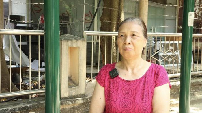 Đa số người dân cho rằng hoa sữa là nét đẹp riêng của Hà Nội, nơi lưu giữ ký ức mùa thu. Tuy nhiên, mọi người cho rằng mùi hoa sữa nồng nặc mỗi mùa nở rộ khiến nhiều người nhức đầu