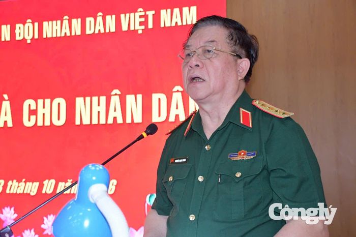 Đại tướng Nguyễn Trọng Nghĩa phát biểu tại chương trình.
