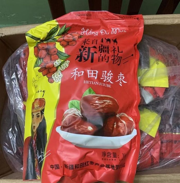 Sản phẩm táo đỏ mang thương hiệu “Hằng Du Mục” của Tôn Bằng xâm phạm quyền sở hữu công nghiệp. Ảnh: Công an TP. HCM/LĐO