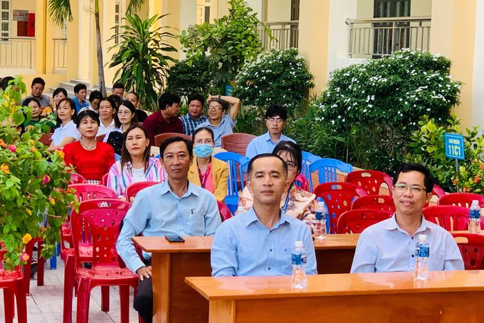 Đại biểu tham dự chương trình