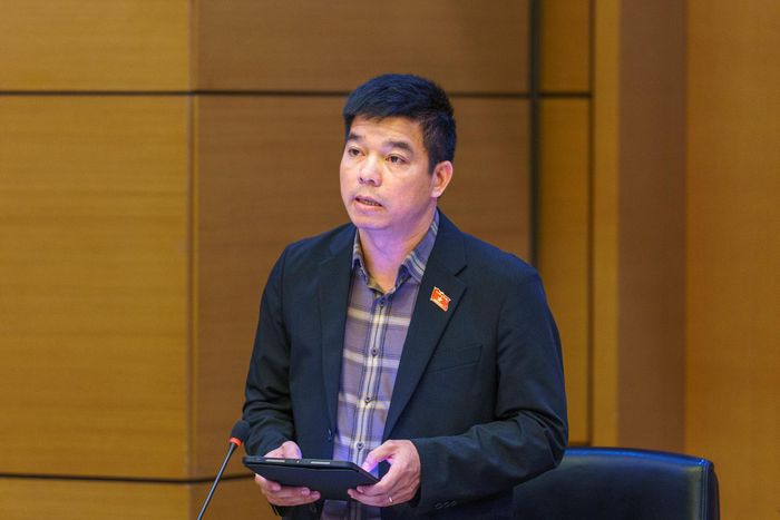 Đại biểu Nguyễn Văn Ngọc, ĐBQH tỉnh Lâm Đồng nêu ý kiến tại phiên thảo luận tổ