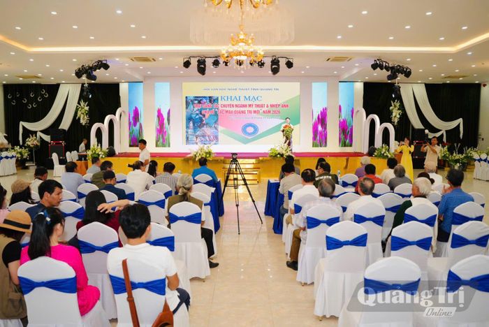Quang cảnh lễ khai mạc trại sáng tác - Ảnh: M.T