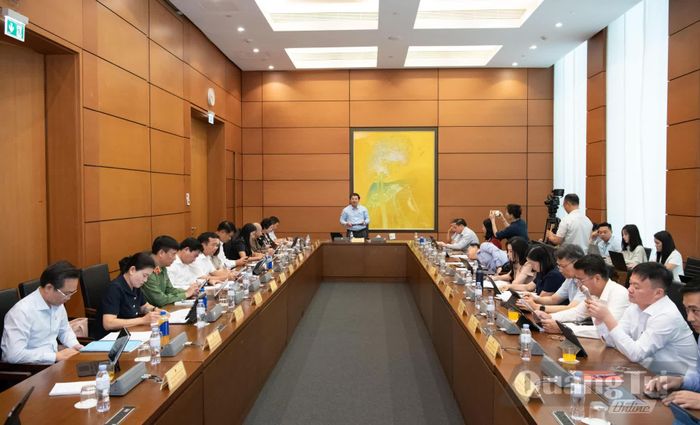 Quang cảnh phiên thảo luận tổ - Ảnh: C.T.V