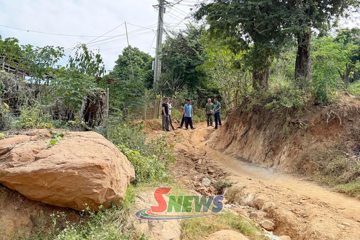 Nhân dân bản Pàn sẵn sàng hiến đất khi tuyến đường bản Pàn - Nà Phung được đầu tư.