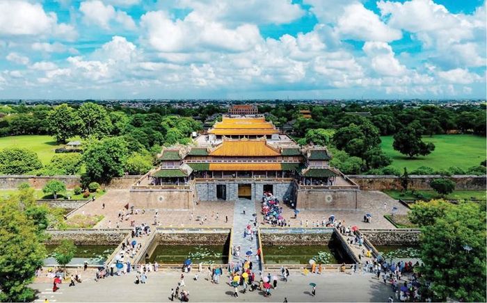 Luật Phát triển đô thị mở thêm cơ hội cho đô thị di sản phát triển (ảnh minh họa: Hoàng cung Huế). Ảnh: Lê Đình Hoàng 