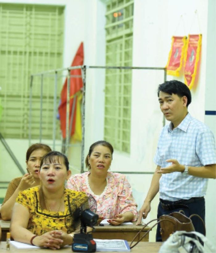 Học đánh vần.
