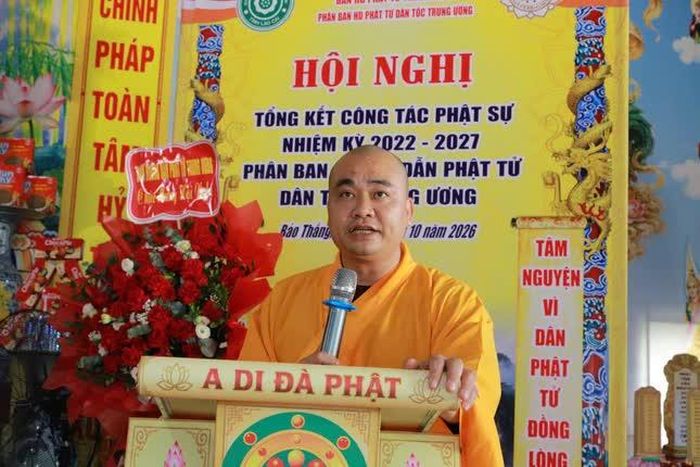  Đại đức Thích Chân Định phát biểu bế mạc 