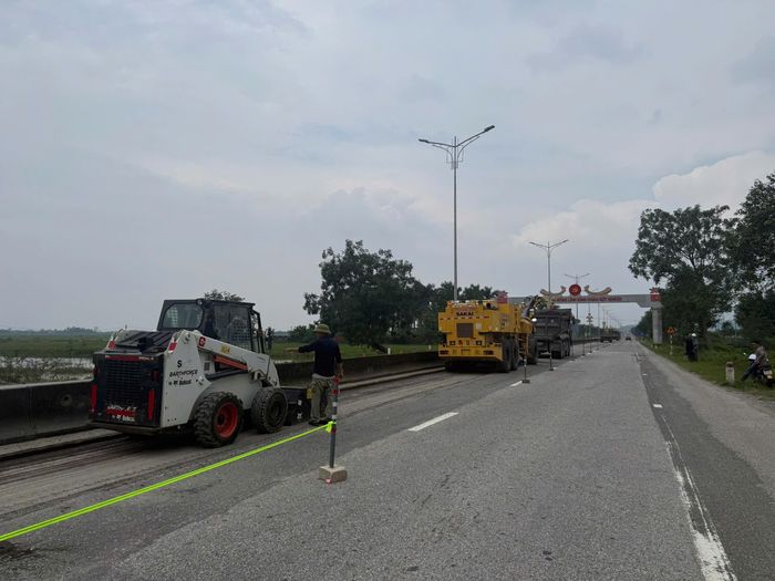 Dự án tuyến tránh TP Vinh và nâng cấp mở rộng tuyến QL1A đoạn Nam cầu Bến Thủy đến tuyến tránh TP Hà Tĩnh được đại tu trên tổng chiều dài khoảng 60km.