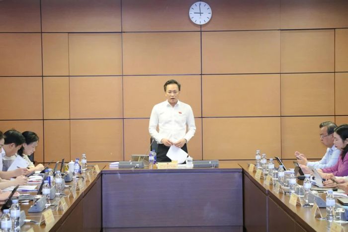 Tổng Kiểm toán Nhà nước Nguyễn Hữu Nghĩa phát biểu tại tổ. Ảnh: Quochoi.vn