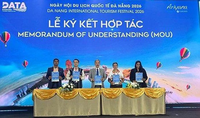  Ký kết hợp tác tại DITF 2026. 