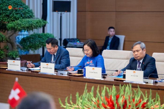 Các đại biểu tham dự cuộc hội kiến. Ảnh: Phạm Thắng