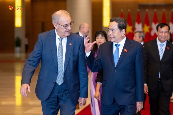 Chủ tịch Quốc hội Trần Thanh Mẫn và Tổng thống Liên bang Thụy Sĩ Guy Parmelin. Ảnh: Phạm Thắng
