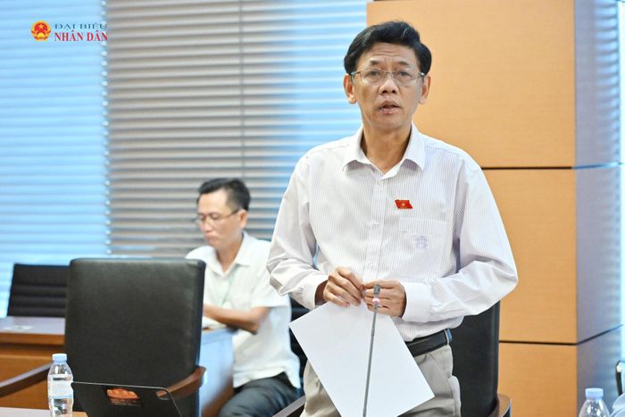Chủ tịch Hội đồng Dân tộc Lâm Văn Mẫn phát biểu. Ảnh: Quang Khánh