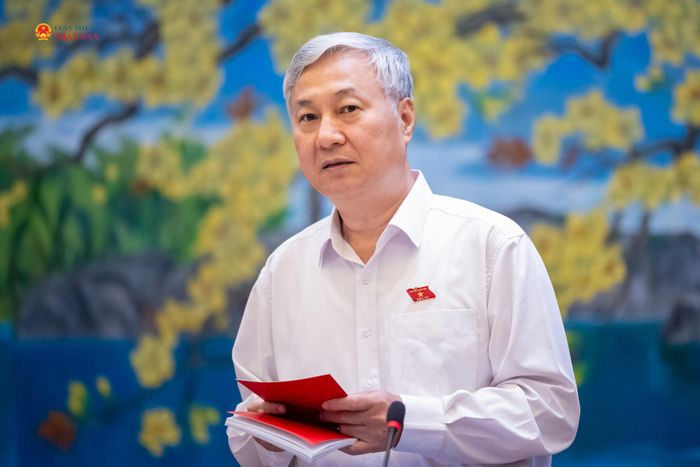 ĐBQH Trần Văn Lâm (TP. Bắc Ninh) phát biểu thảo luận tại tổ. Ảnh: Phạm Thắng