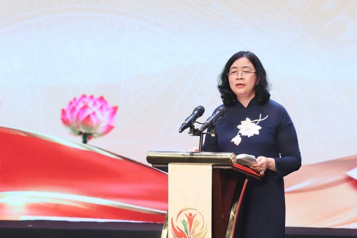 Chủ tịch Ủy ban Trung ương MTTQ Việt Nam Bùi Thị Minh Hoài gửi lời tri ân sâu sắc tới hàng triệu đồng bào trong và ngoài nước luôn hướng về cộng đồng trong những thời điểm khó khăn
