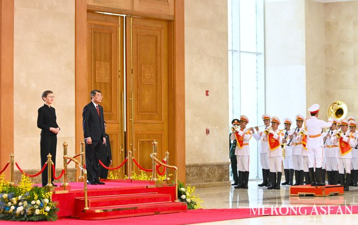 Đội Quân nhạc cử Quốc thiều hai nước tại lễ đón. Ảnh: Đỗ Thảo - Mekong ASEAN