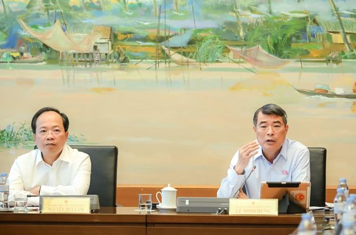 Thủ tướng Lê Minh Hưng yêu cầu các bệnh viện không chỉ tập trung khám, chữa bệnh mà còn phải đẩy mạnh đào tạo, chuyển giao chuyên môn, hỗ trợ nâng cao chất lượng nguồn nhân lực y tế tại các địa phương.