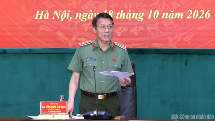 Bộ trưởng Lương Tam Quang nhấn mạnh một số nhiệm vụ trọng tâm mà các đại biểu Quốc hội khối CAND cần tập trung thực hiện tốt.