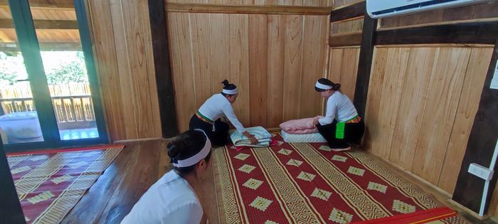 Mô hình nhà lưu trú cộng đồng tại Mường Cốc, Mỹ Đức. Ảnh: Hoàng Anh