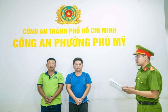 Hai đối tượng thời điểm bị bắt.