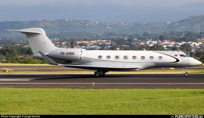 Chiếc Gulfstream G650ER mang tên VN-A966. (Ảnh: Planespotters)