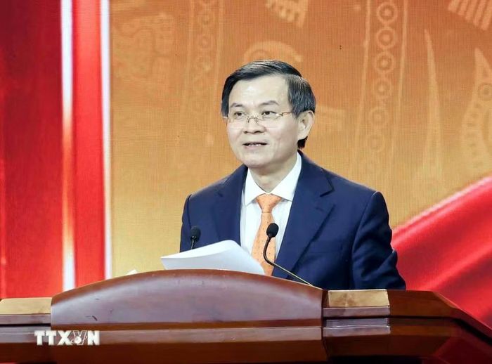 Giám đốc Học viện Chính trị quốc gia Hồ Chí Minh Đoàn Minh Huấn phát biểu tại Lễ trao giải. Ảnh: Phương Hoa/TTXVN