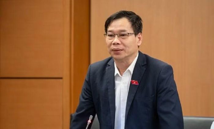 Đại biểu Đỗ Đức Hồng Hà (đoàn Hà Nội) phát biểu thảo luận tổ