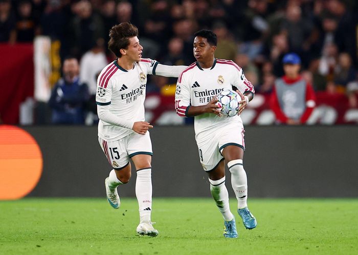  Real Madrid giành 3 điểm trên sân nhà, tự tin hướng đến El Clasico. 