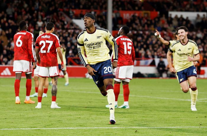  Noni Madueke ghi bàn quyết định ở phút 80, giúp Arsenal giành ba điểm trong trận đấu hàng công chơi thiếu hiệu quả. 