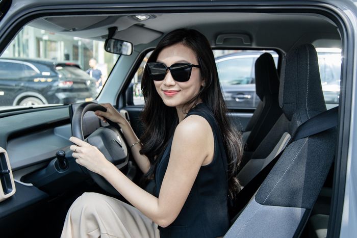 Việc điều chỉnh độ cao, độ ngả lưng ghế sẽ đảm bảo việc điều khiển xe trở nên thoải mái hơn. Ảnh: Phương Lâm.