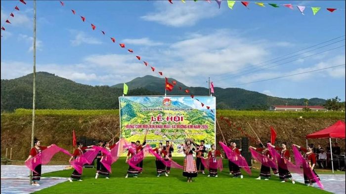 Việc giới thiệu những sản vật đặc trưng cùng các trải nghiệm văn hóa bản địa góp phần tạo sức hút cho địa phương, từng bước đưa giá trị văn hóa truyền thống trở thành nguồn lực phục vụ phát triển kinh tế - xã hội