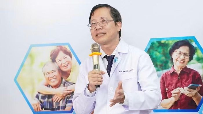 Tiến sĩ, bác sĩ Nguyễn Huy Luân, Trưởng Đơn nguyên tiêm chủng, Bệnh viện Đại học Y dược Thành phố Hồ Chí Minh. (Ảnh: CTV)