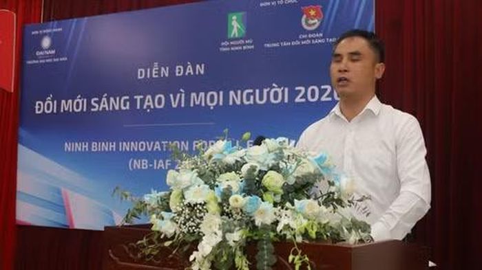 Ông Phạm Quang Giang, Chủ tịch Hội Người mù tỉnh Ninh Bình. (Ảnh: NIC)
