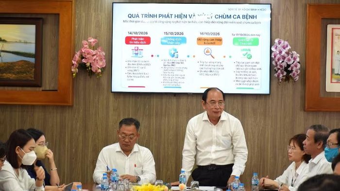 Phó Giáo sư, Tiến sĩ, bác sĩ Tăng Chí Thượng, Giám đốc Sở Y tế Thành phố phát biểu chỉ đạo. (Ảnh: Sở Y tế)