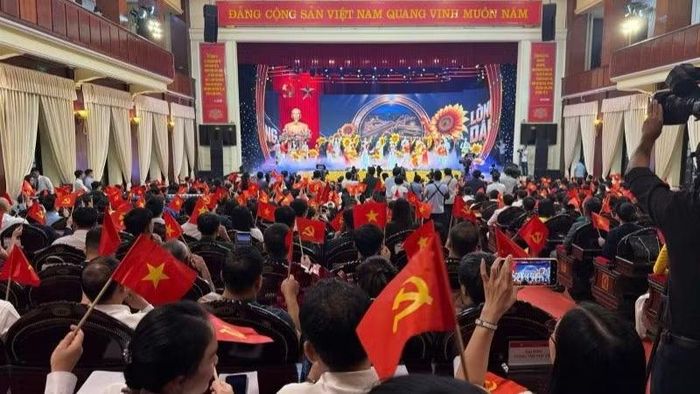 Quang cảnh Lễ trao giải cuộc thi chính luận bảo vệ nền tảng tư tưởng của Đảng lần thứ 6. (Ảnh: T.Trang)