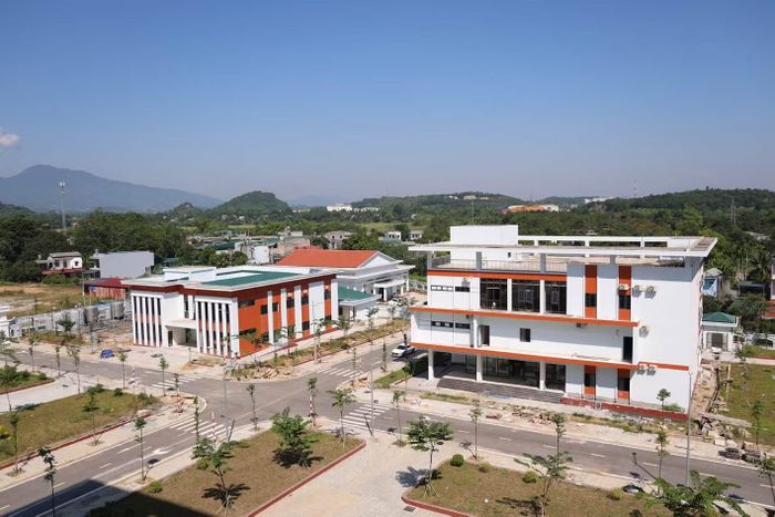 Dự án Bệnh viện đa khoa tỉnh Tuyên Quang đang đẩy nhanh tiến độ thi công, phấn đấu đưa vào vận hành thử nghiệm cuối năm 2026. (Ảnh: ĐỨC THẮNG)