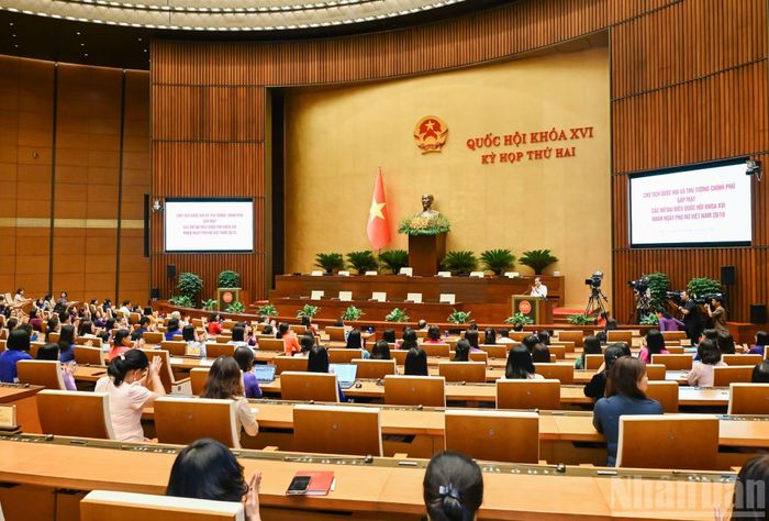 Quang cảnh gặp mặt tại Nhà Quốc hội. (Ảnh: DUY LINH)