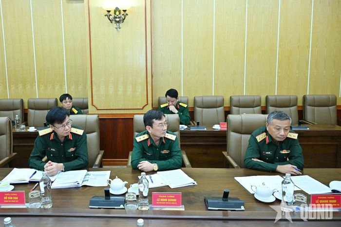 Các đại biểu dự hội nghị.