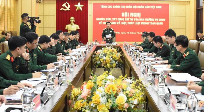  Các đại biểu dự hội nghị.  