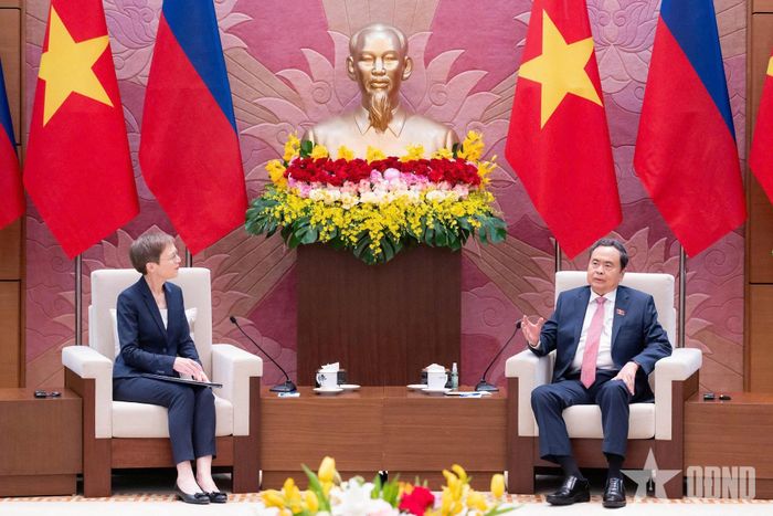 Chủ tịch Quốc hội Trần Thanh Mẫn hội kiến Thủ tướng Công quốc Liechtenstein Brigitte Haas. Ảnh: VŨ HIẾU