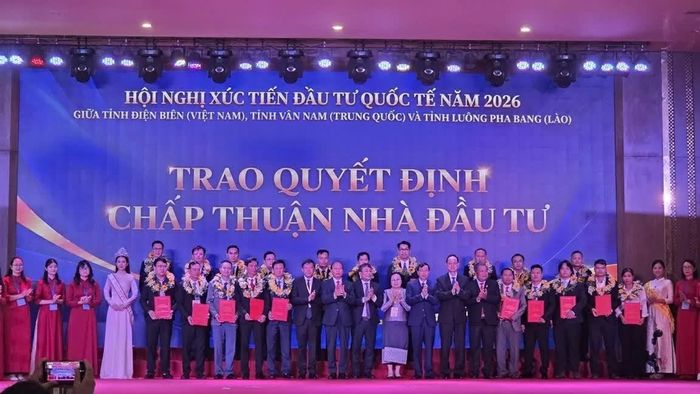 Trong khuôn khổ Hội nghị, Lễ ký kết Biên bản ghi nhớ hợp tác (MOU) giữa chính quyền địa phương, các hiệp hội doanh nghiệp và các tập đoàn đầu tư trong và ngoài nước đã diễn ra thành công.