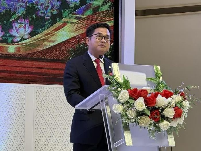 Tổng Lãnh sự Việt Nam tại Khon Kaen Đinh Hoàng Linh phát biểu. (Ảnh NVCC)