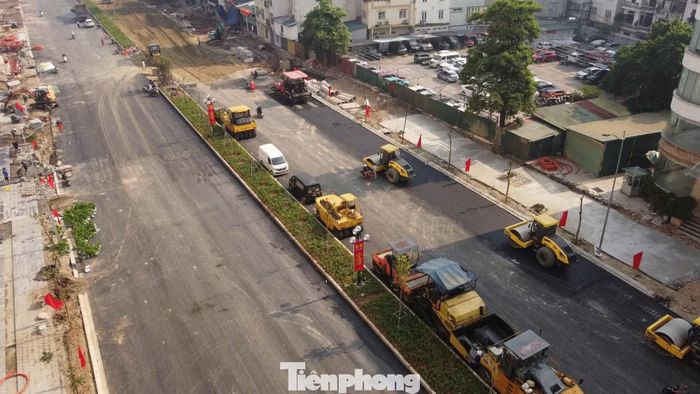 Đường Vành đai 2,5 đang gấp rút về đích để giải các bài toán giao thông Thủ đô. Ảnh: Trọng Tài - Phùng Linh.