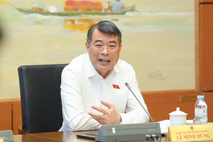 Thủ tướng Lê Minh Hưng phát biểu thảo luận. Ảnh: Như Ý.