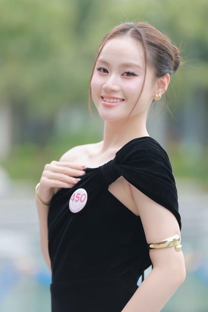 Cận nhan sắc thí sinh Nguyễn Ngọc Thảo Nguyên.
